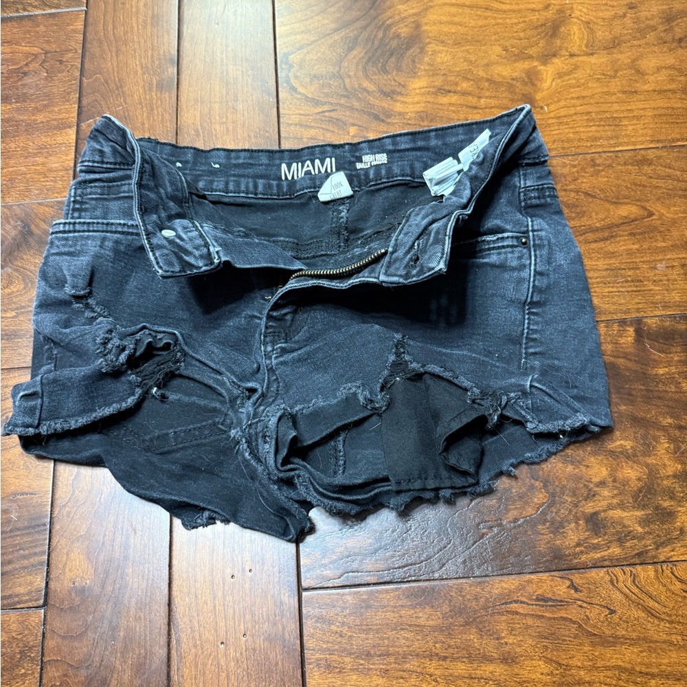 Miami Black Ripped Jean Shorts - Picture 4 of 4